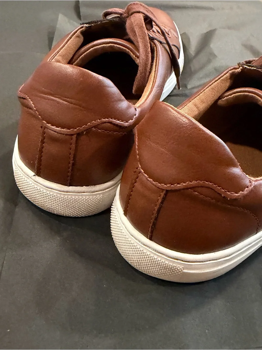 Banana Republic Brown Pleather Low-Top Sneakers with White Sole Size 10 #797
